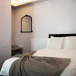 Check 247 Apartament