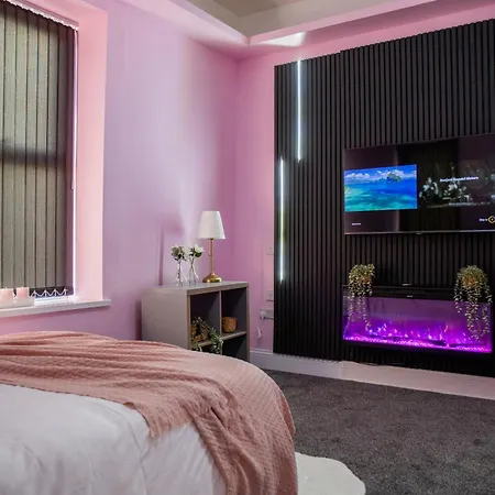 Apartment Check 247 *