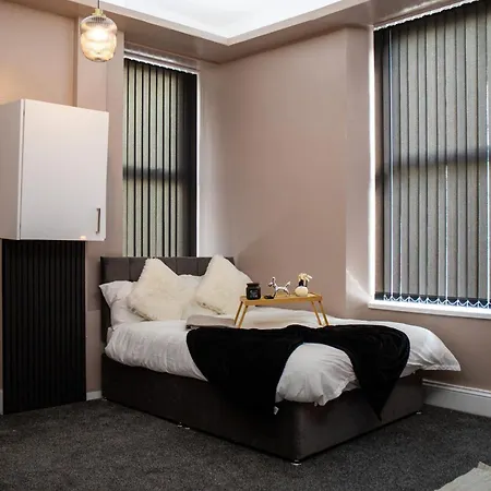 Apartment Check 247 Bradford (West Yorkshire)