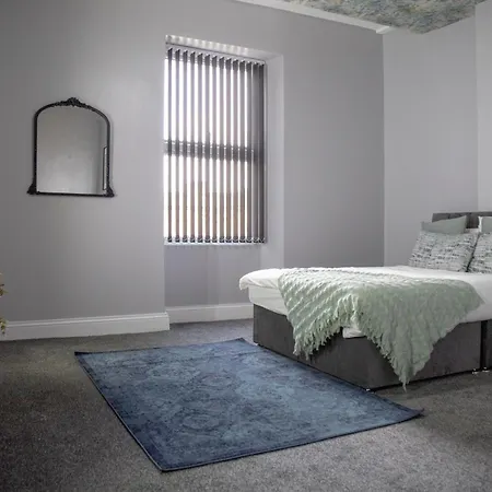 Check 247 Apartment Bradford (West Yorkshire)