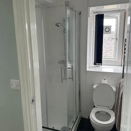 Check 247 Apartment