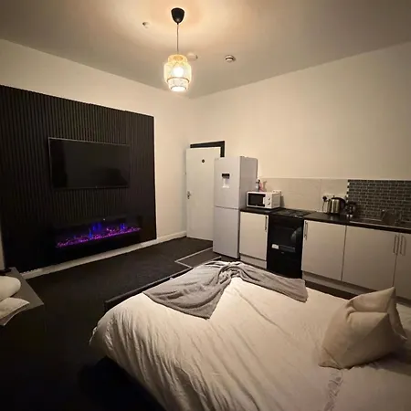 Check 247 * Bradford (West Yorkshire)