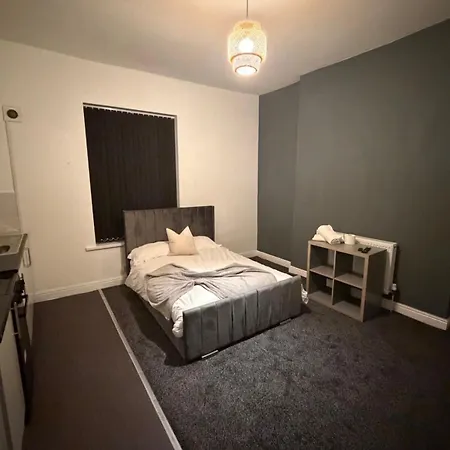 Check 247 * Bradford (West Yorkshire)