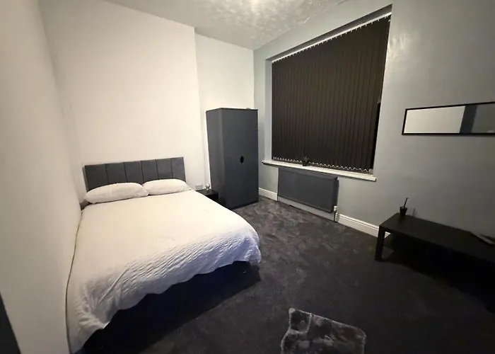 Check 247 Bradford (West Yorkshire)