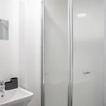 Check 247 Apartment