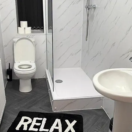 Check 247 Bradford (West Yorkshire)