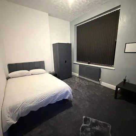 Check 247 Bradford (West Yorkshire)